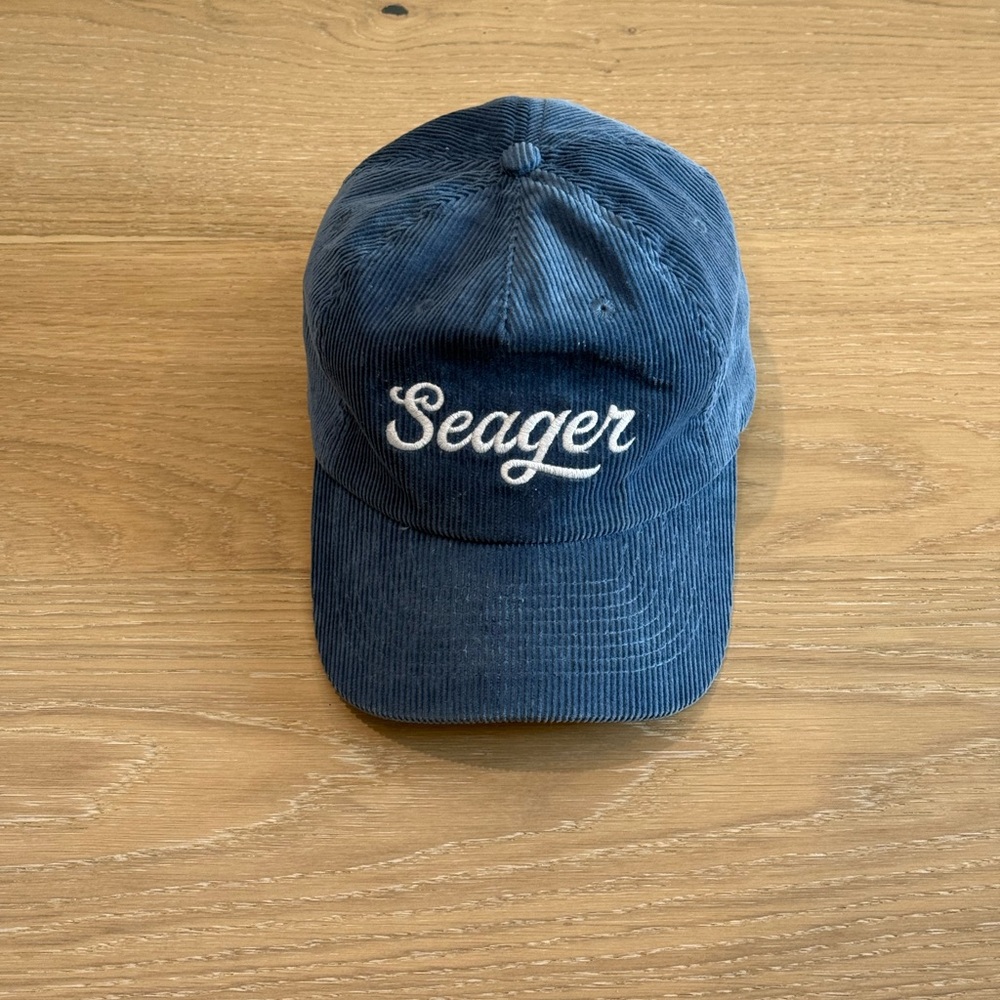 Seager Big Corduroy Snapback Blue